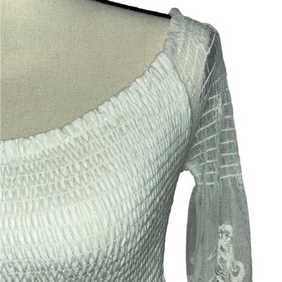 Xhilaration Pull-Over Shirred Blouse with Lace Bell Sleeves Size Medium - Picture 3 of 9